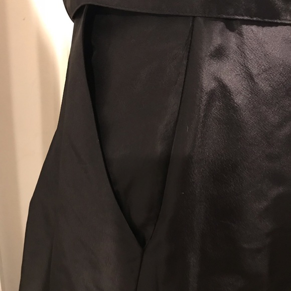 Kay Unger New York Gown. Size: 8 - Picture 8 of 8